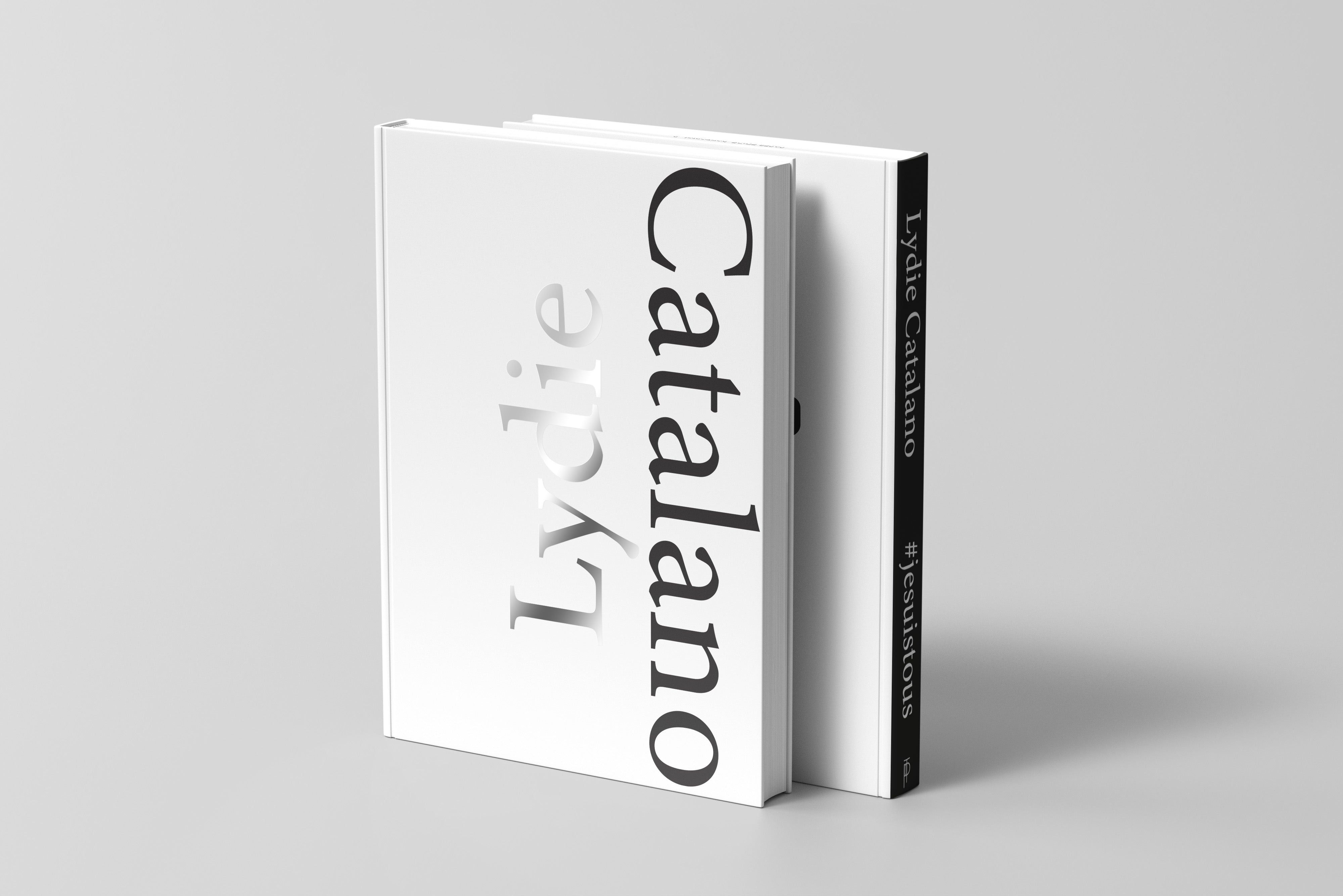 Livre de l'exposition #jesuistous par Lydie Catalano