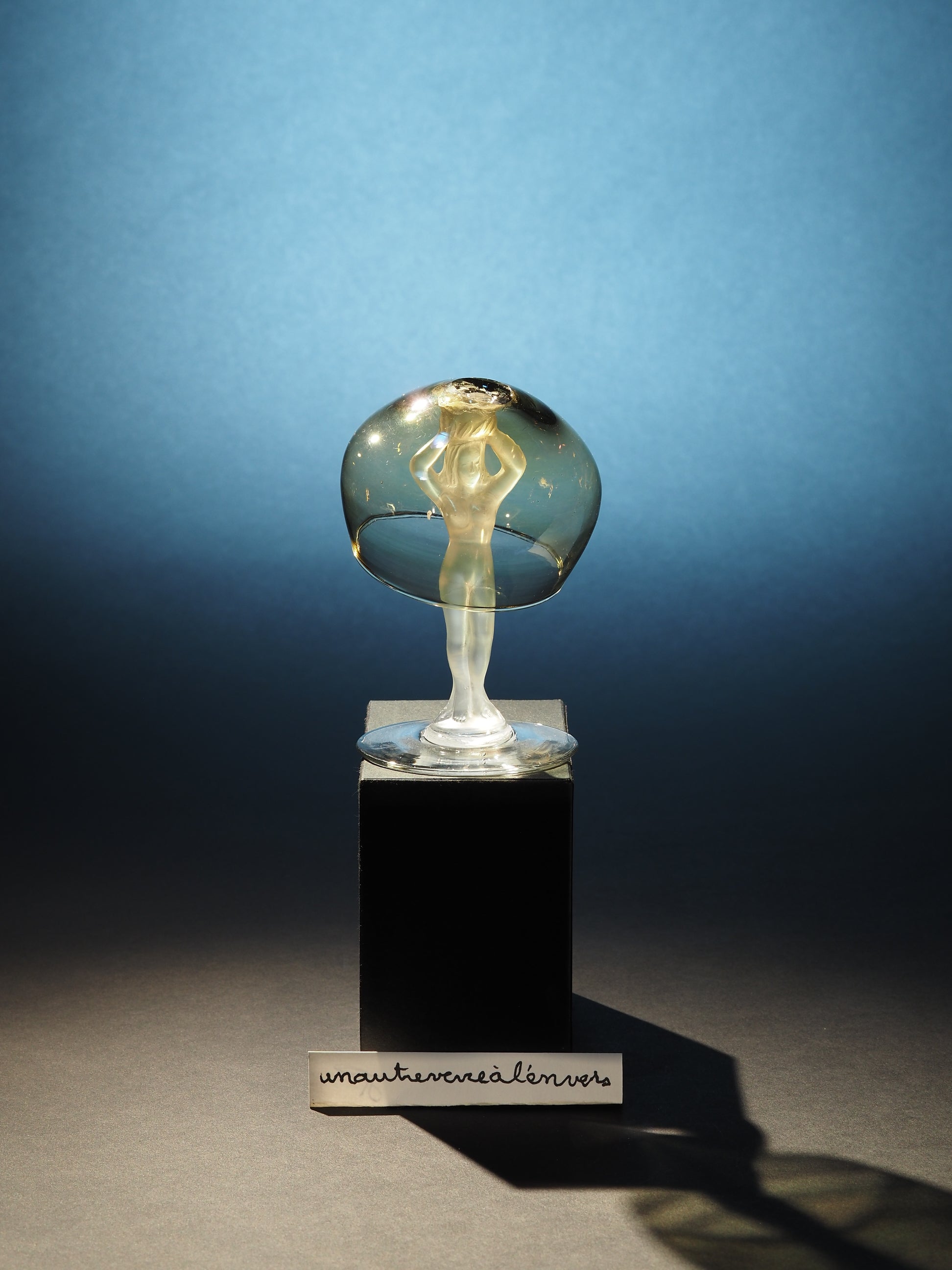 Un autre verre à l'envers